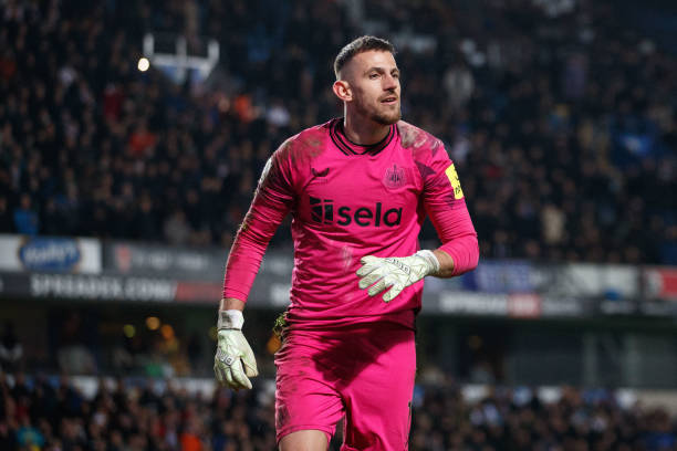 传球为队友 传球为队友